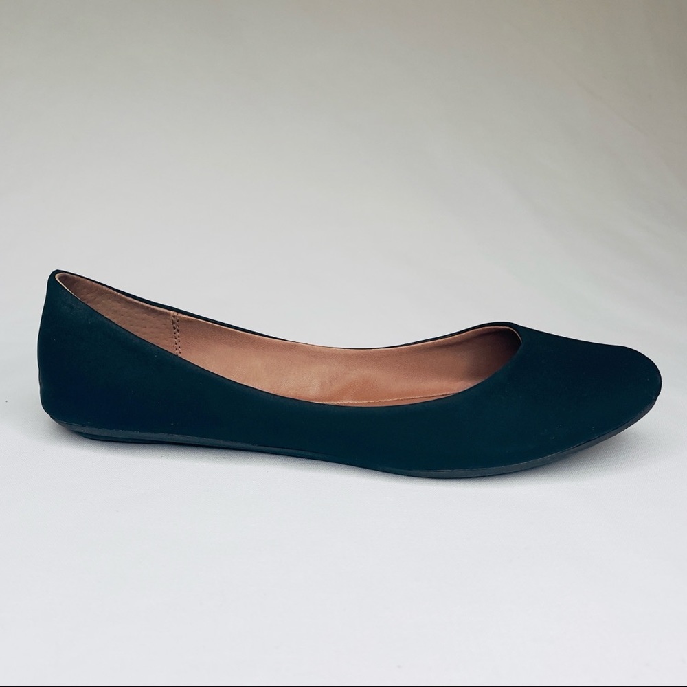 Black flats